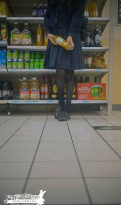 欧美性感内裤女_字幕高清版在线观看