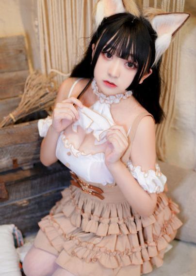 精品怡红院免费视频_十万网红美女美酱