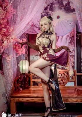 日韩精品在线视频跟班×服务_免费手机在线看片